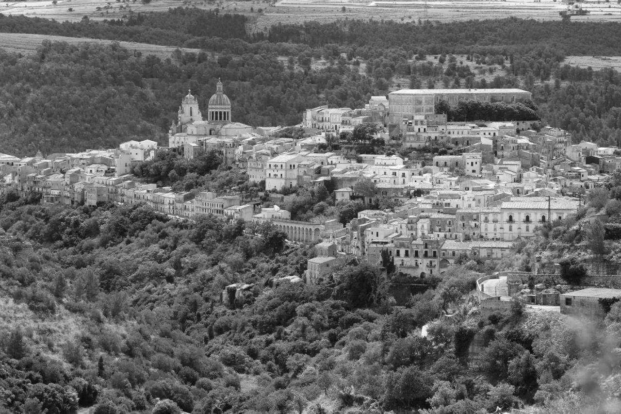 Hotel Tocco Barocco Ragusa Exterior foto